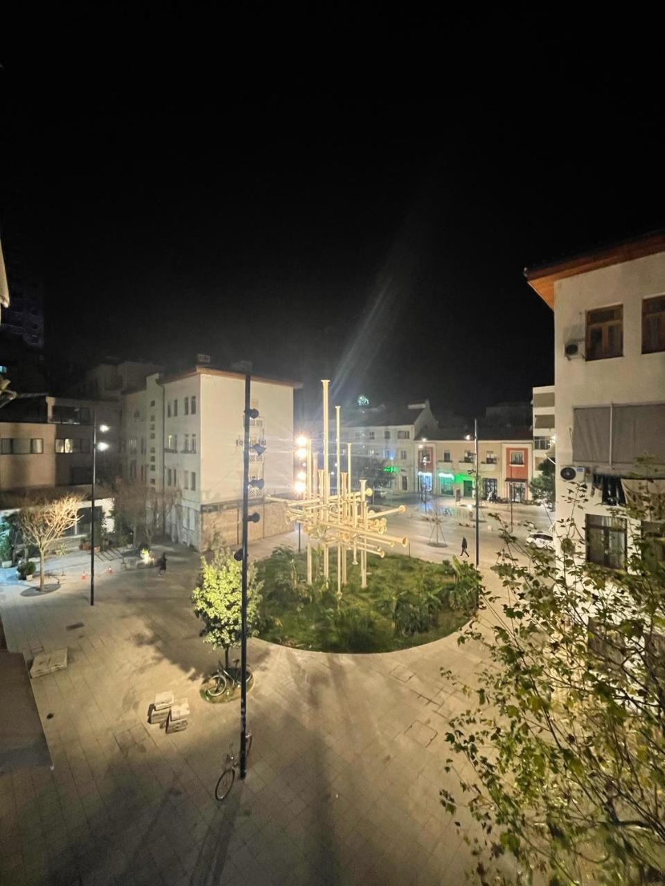 Trumpets Apartment Tirana Exterior foto